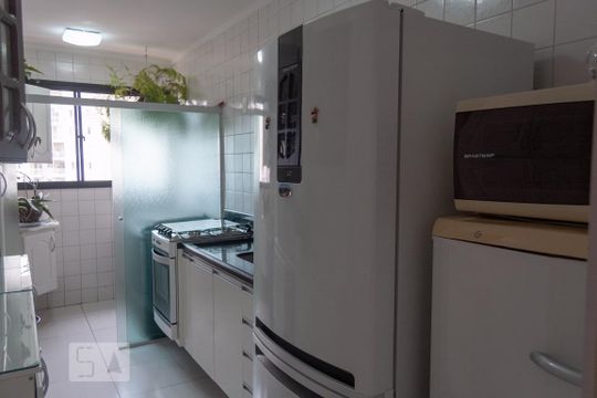 Cozinha de apartamento à venda com 2 quartos, 64m² em Vila Santa Clara, São Paulo