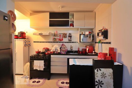 Cozinha de apartamento à venda com 2 quartos, 59m² em Vila Guiomar, Santo André