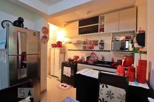 Cozinha de apartamento à venda com 2 quartos, 59m² em Vila Guiomar, Santo André