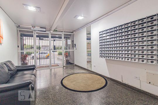 Hall de Entrada de apartamento para alugar com 1 quarto, 40m² em Centro, Curitiba