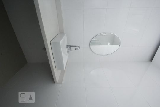 Banheiro de kitnet/studio à venda com 1 quarto, 30m² em Centro, Rio de Janeiro
