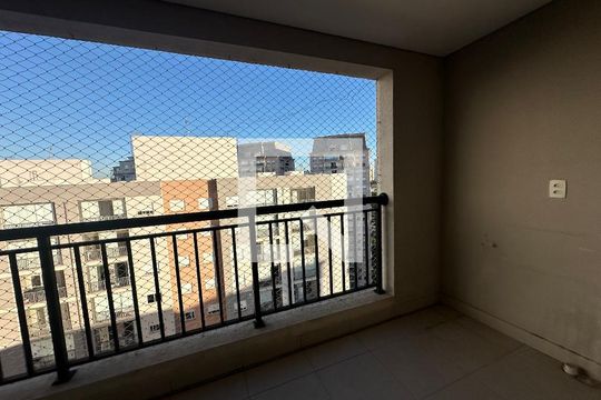 Varanda da Sala de apartamento para alugar com 2 quartos, 62m² em Alphaville Empresarial, Barueri