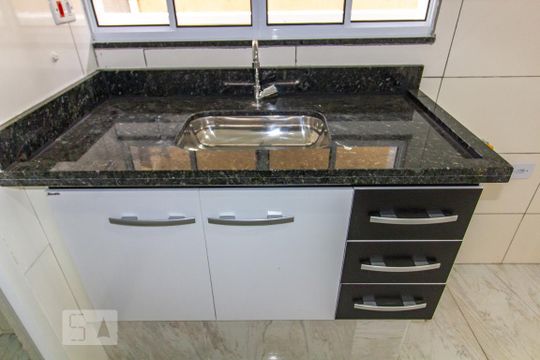Cozinha de kitnet/studio para alugar com 1 quarto, 35m² em Cidade Mãe do Céu, São Paulo
