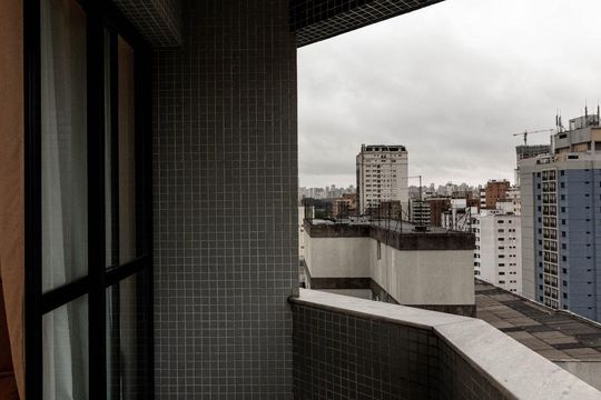 Varanda de apartamento para alugar com 1 quarto, 50m² em Indianópolis, São Paulo