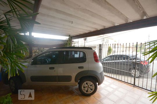 Garagem de casa à venda com 3 quartos, 125m² em Vila Santo Estéfano, São Paulo