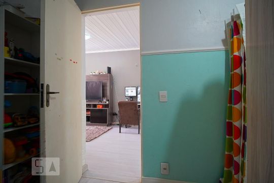 Quarto 1 de casa de condomínio à venda com 2 quartos, 68m² em Mato Grande, Canoas