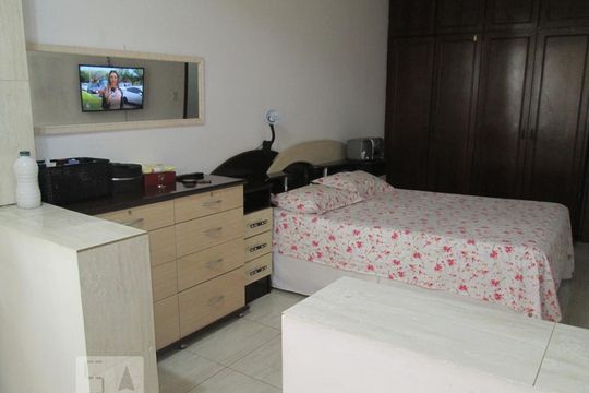 Quarto de apartamento à venda com 3 quartos, 130m² em Lourdes, Belo Horizonte