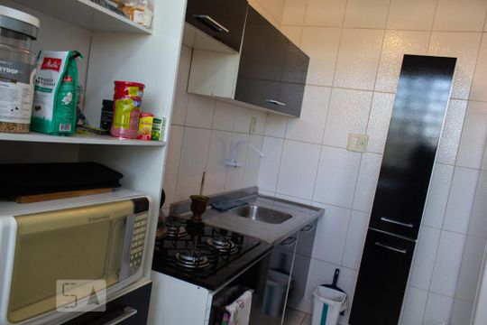 Cozinha de apartamento à venda com 1 quarto, 48m² em Jardim Botânico, Porto Alegre