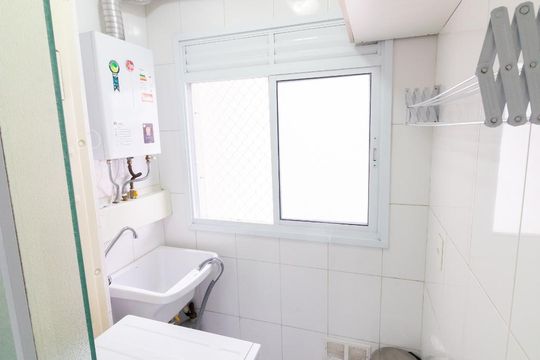Cozinha / Lavanderia de apartamento para alugar com 2 quartos, 77m² em Jardim Arpoador, São Paulo