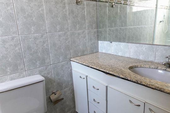 Banheiro da Suíte de apartamento à venda com 3 quartos, 170m² em Itapoã, Belo Horizonte