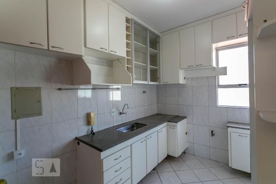 Cozinha de apartamento à venda com 3 quartos, 170m² em Itapoã, Belo Horizonte