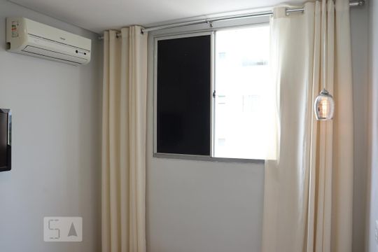 Quarto 1 de apartamento para alugar com 2 quartos, 50m² em Setor Negrão de Lima, Goiânia