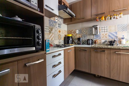 Cozinha de apartamento à venda com 2 quartos, 45m² em São Pedro, Osasco