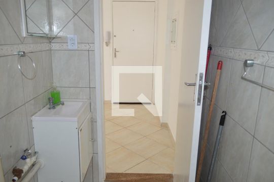 Banheiro de kitnet/studio à venda com 1 quarto, 39m² em Liberdade, São Paulo