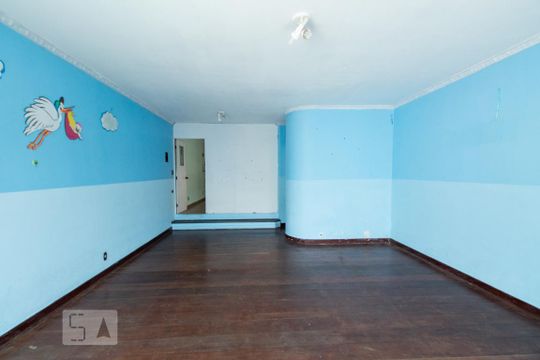 Sala de casa à venda com 4 quartos, 300m² em Ipiranga, São Paulo