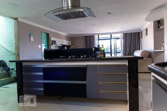 Cozinha de apartamento para alugar com 4 quartos, 400m² em Recreio dos Bandeirantes, Rio de Janeiro