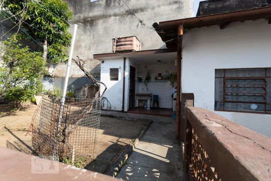 Área de serviço de casa à venda com 3 quartos, 300m² em Vila Graciosa, São Paulo