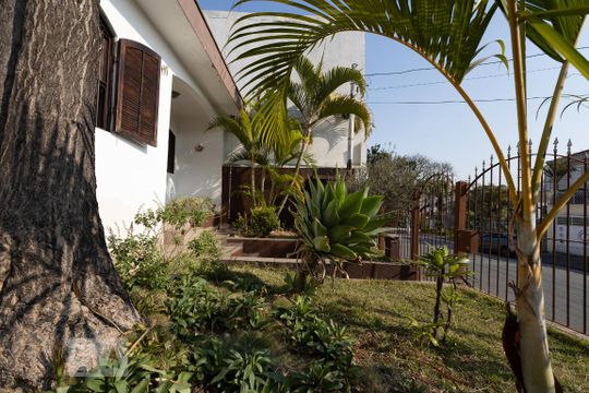 Jardim de entrada de casa à venda com 3 quartos, 300m² em Vila Graciosa, São Paulo