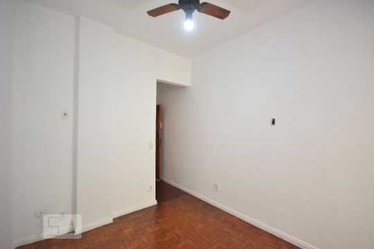 Sala de apartamento à venda com 1 quarto, 40m² em Flamengo, Rio de Janeiro