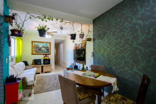 Sala de apartamento à venda com 2 quartos, 140m² em Jardim Bela Vista, Santo André