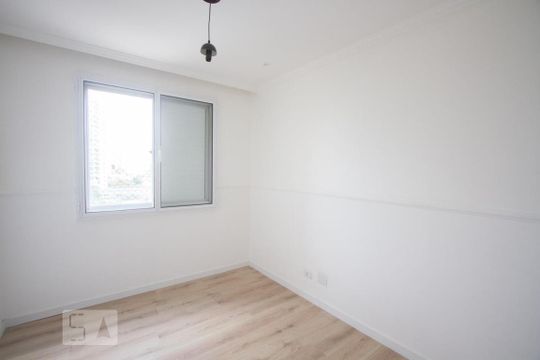 Quarto de apartamento para alugar com 2 quartos, 65m² em Campo Belo, São Paulo