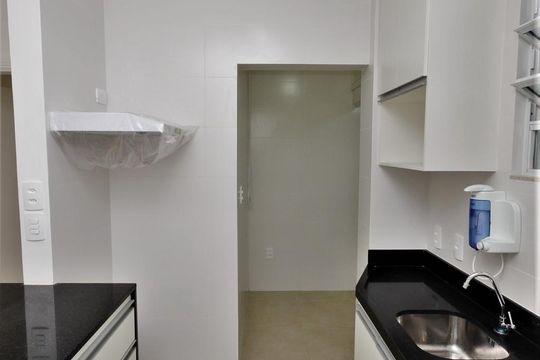 Cozinha de apartamento para alugar com 1 quarto, 35m² em Catete, Rio de Janeiro