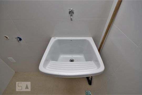 Tanque de apartamento para alugar com 1 quarto, 35m² em Catete, Rio de Janeiro