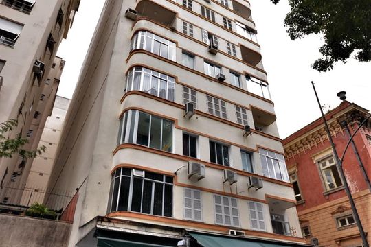 Fachada de apartamento para alugar com 1 quarto, 35m² em Catete, Rio de Janeiro