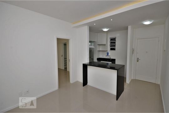 Sala de apartamento para alugar com 1 quarto, 35m² em Catete, Rio de Janeiro