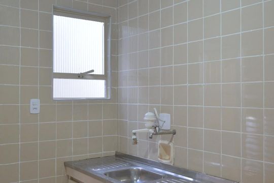 Cozinha de casa para alugar com 2 quartos, 100m² em Quinta da Paineira, São Paulo