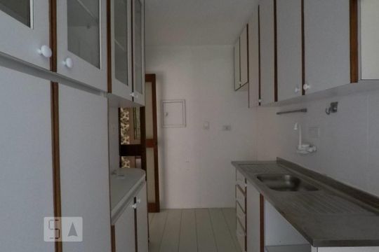 Cozinha de apartamento à venda com 2 quartos, 54m² em Vila Andrade, São Paulo