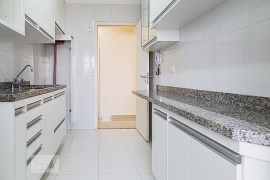 Cozinha de apartamento à venda com 2 quartos, 66m² em Olímpico, São Caetano do Sul