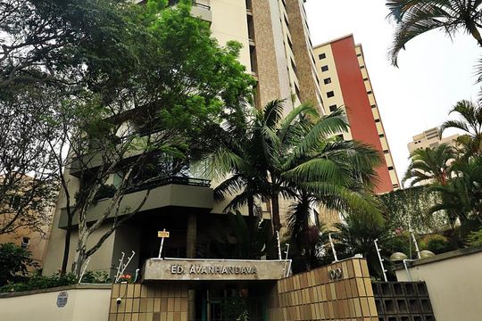 Fachada de apartamento à venda com 3 quartos, 244m² em Vila Gilda, Santo André