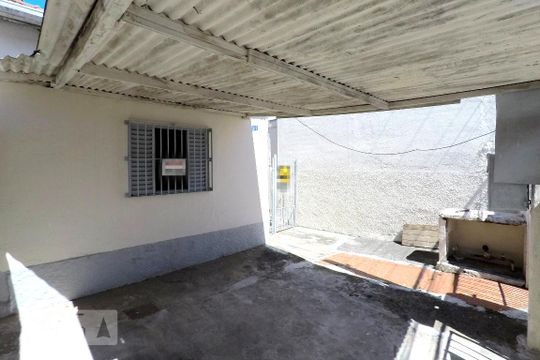 Garagem de casa para alugar com 1 quarto, 70m² em Vila Guarani (zona Sul), São Paulo