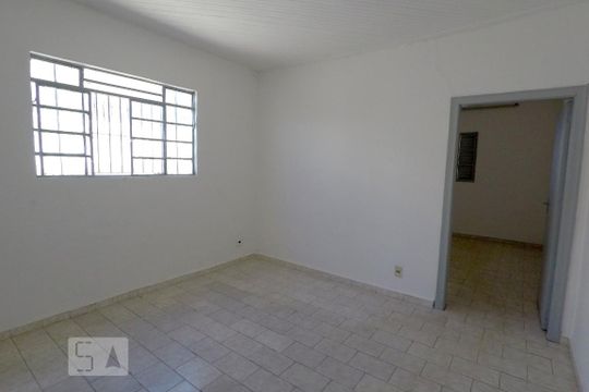 Sala de casa para alugar com 1 quarto, 70m² em Vila Guarani (zona Sul), São Paulo