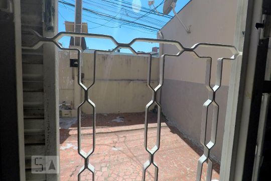 Quarto 2 de casa para alugar com 2 quartos, 70m² em Vila Guarani (zona Sul), São Paulo