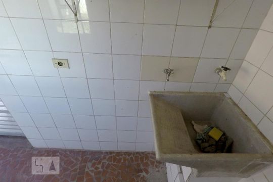 Área de Serviço de casa para alugar com 2 quartos, 70m² em Vila Guarani (zona Sul), São Paulo