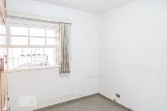 Quarto 1 de casa para alugar com 6 quartos, 330m² em Vila Gomes Cardim, São Paulo