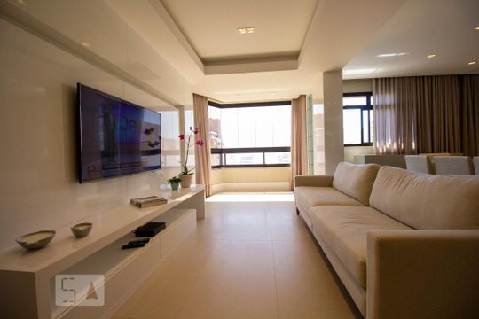 Apartamento para alugar com 4 quartos, 170m² em Centro, Florianópolis
