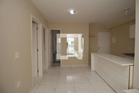 Sala de TV de apartamento para alugar com 2 quartos, 50m² em Cidade Mãe do Céu, São Paulo