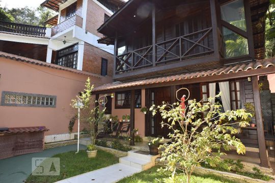 Área externa de casa de condomínio para alugar com 3 quartos, 250m² em Freguesia de Jacarepaguá, Rio de Janeiro