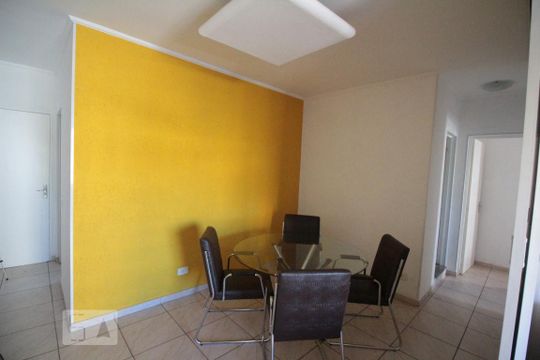 Sala de apartamento para alugar com 2 quartos, 115m² em Anhangabaú, Jundiaí