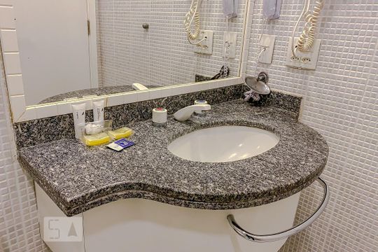 Detalhe Banheiro de apartamento à venda com 1 quarto, 36m² em Vila Regente Feijó, São Paulo