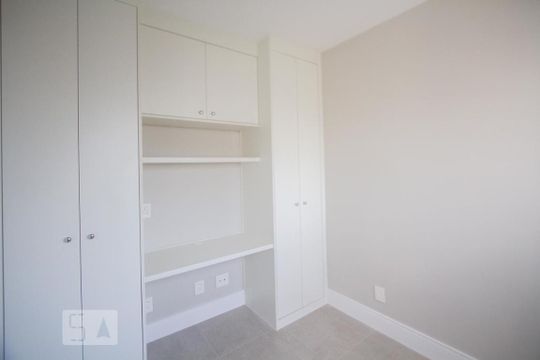 Quarto de apartamento para alugar com 2 quartos, 70m² em Campo Belo, São Paulo