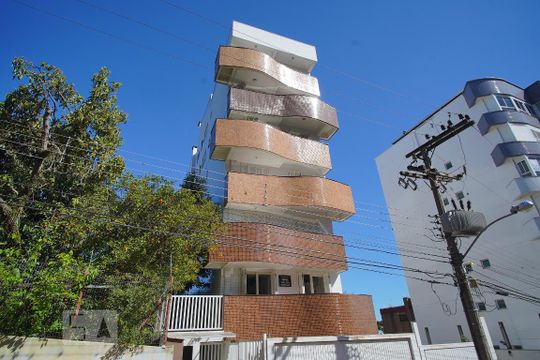 Fachada do Prédio de apartamento à venda com 3 quartos, 100m² em Centro, Canoas