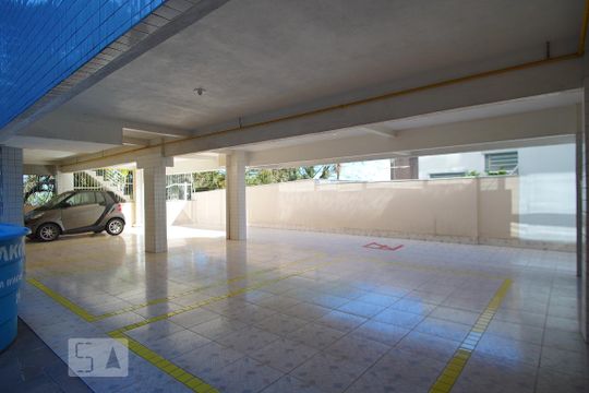 Garagem de apartamento à venda com 3 quartos, 100m² em Centro, Canoas