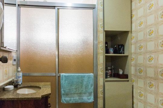 Banheiro de apartamento à venda com 3 quartos, 120m² em Tucuruvi, São Paulo