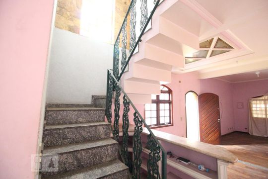 Sala  de casa para alugar com 3 quartos, 200m² em Vila Libanesa, São Paulo