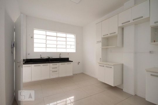 Cozinha de apartamento para alugar com 3 quartos, 153m² em Santa Cecilia, São Paulo