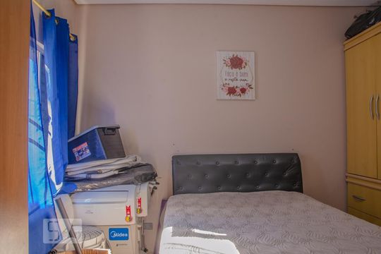 Quarto 1 da casa 1 de casa à venda com 5 quartos, 330m² em Vila Paiva, São Paulo